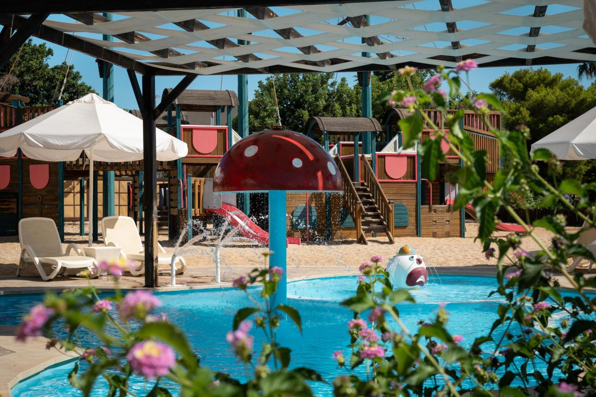 Hotel Mitsis Royal Mare Limenas Chersonisou Exterior foto